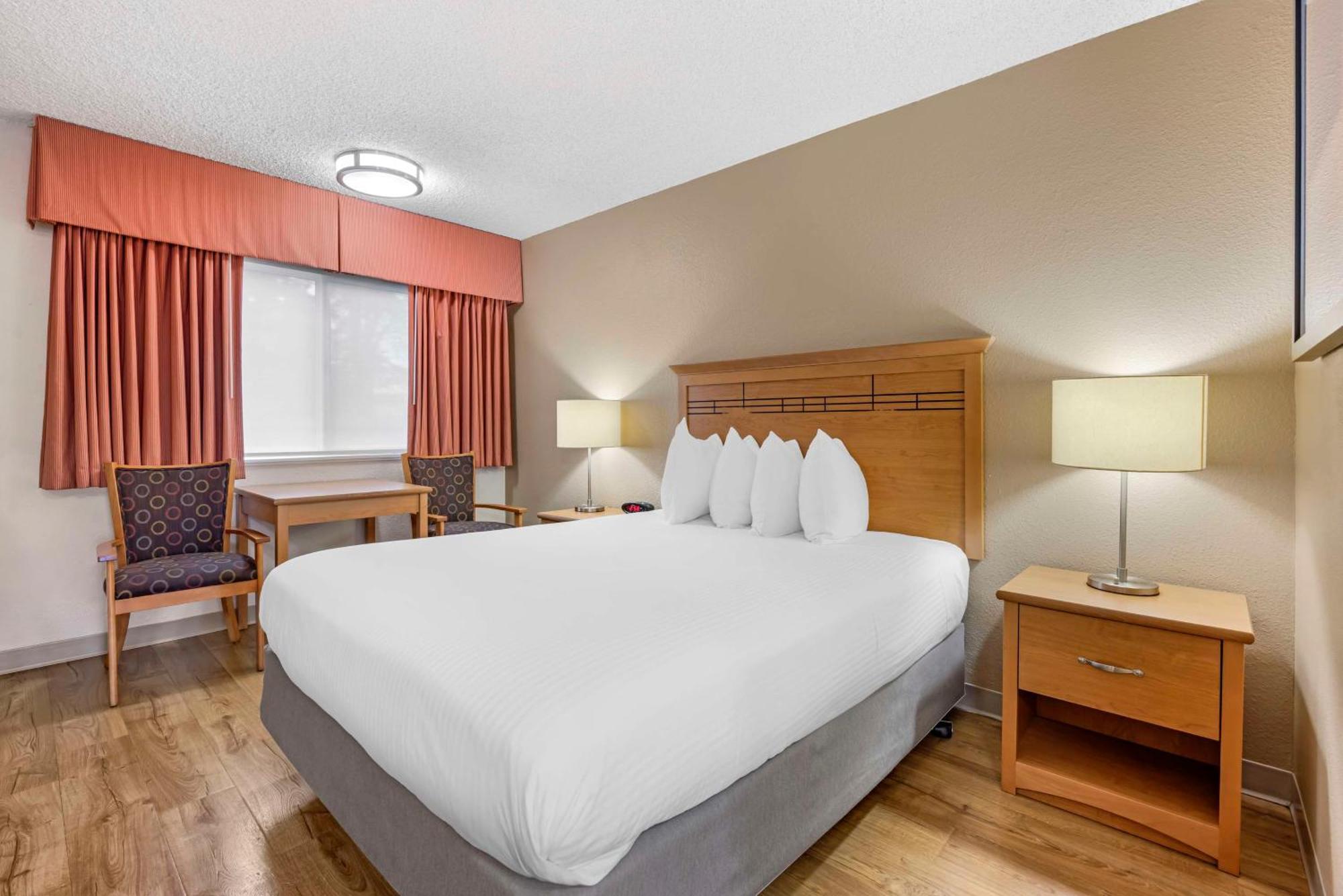 Western Aladdin Hotel
